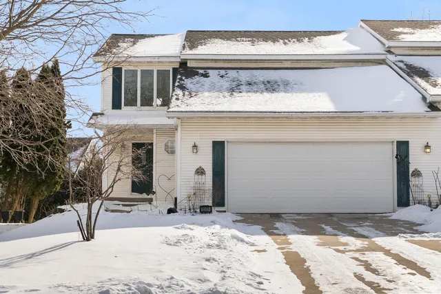 $825,000 | 3301-3303 Prairie Road, Madison, WI 53719