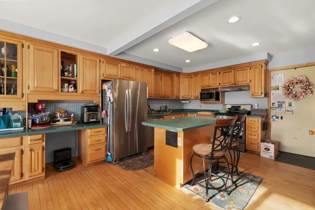 $825,000 | 3301-3303 Prairie Road, Madison, WI 53719