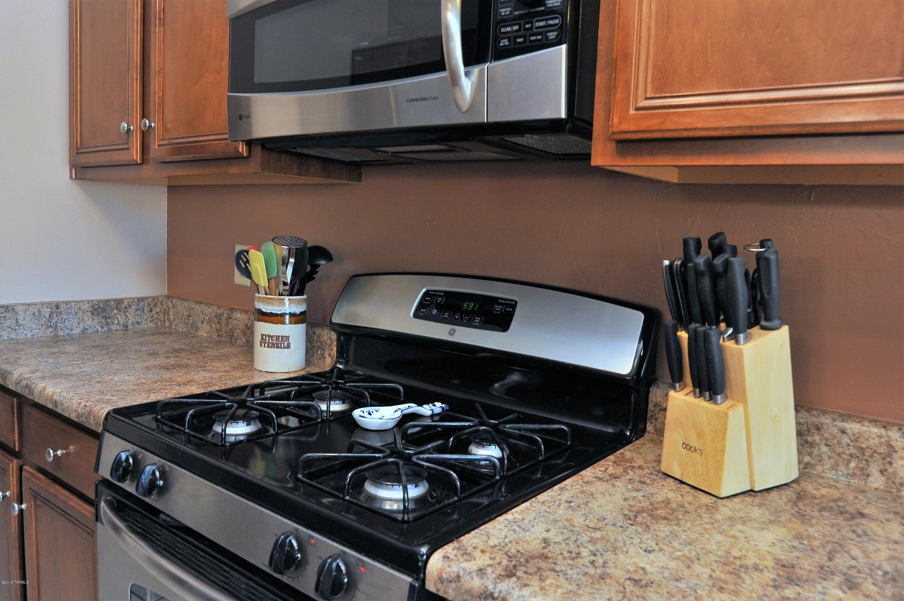 7624 West Rising Ridge Road Tucson, AZ 85743 - Photo 29 of 41 Gallery Image 29