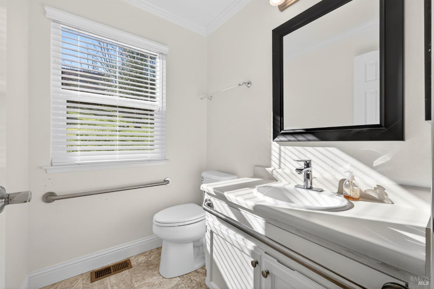 405 Crestridge Place Santa Rosa, CA 95409 - Photo 22 of 61