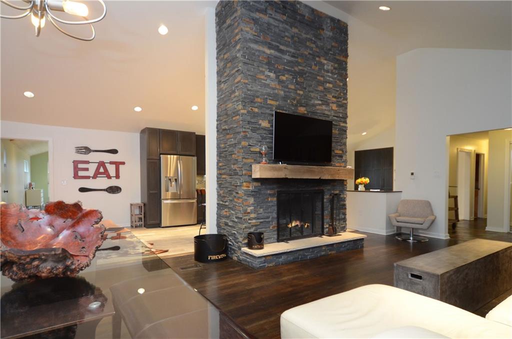 496 Winnerwood Road Pittsburgh, PA 15237 - Photo 5 of 25 Gallery Image 5