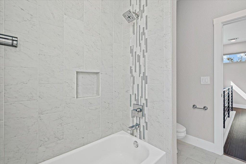 706 Short Kemp Street, Unit 2 Austin, TX 78741 - Photo 21 of 36