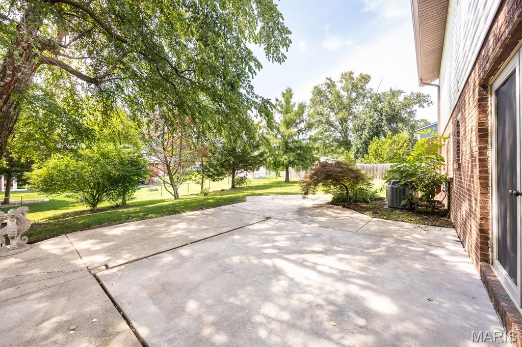 809 Reiss Road O'Fallon, IL 62269 - Photo 35 of 37