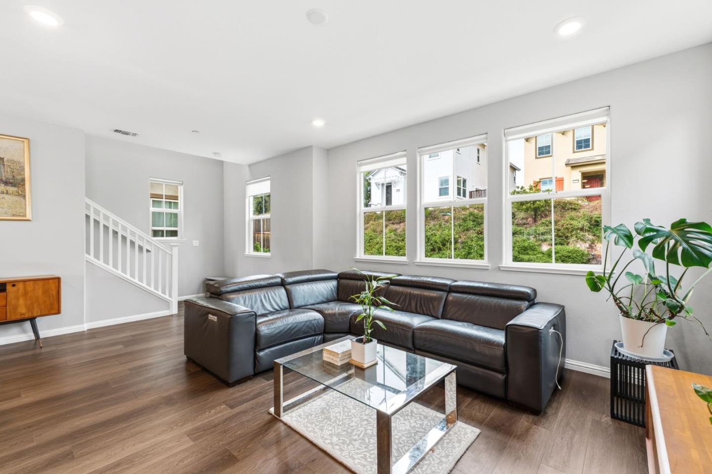 24185 Amaranth Loop Hayward, CA 94541 - Photo 5 of 52