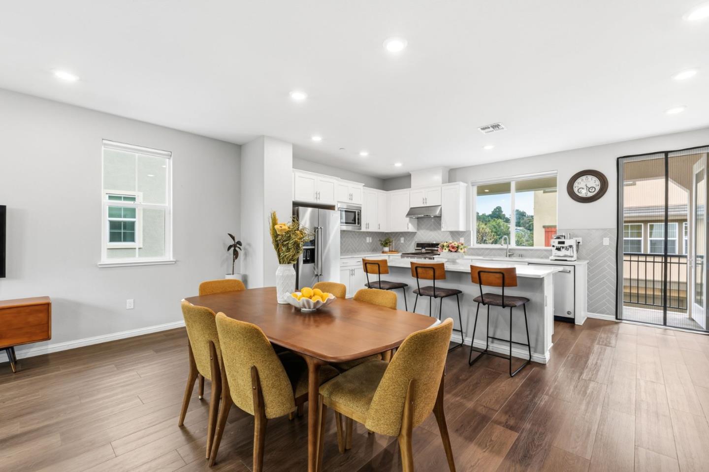 24185 Amaranth Loop Hayward, CA 94541 - Photo 9 of 52