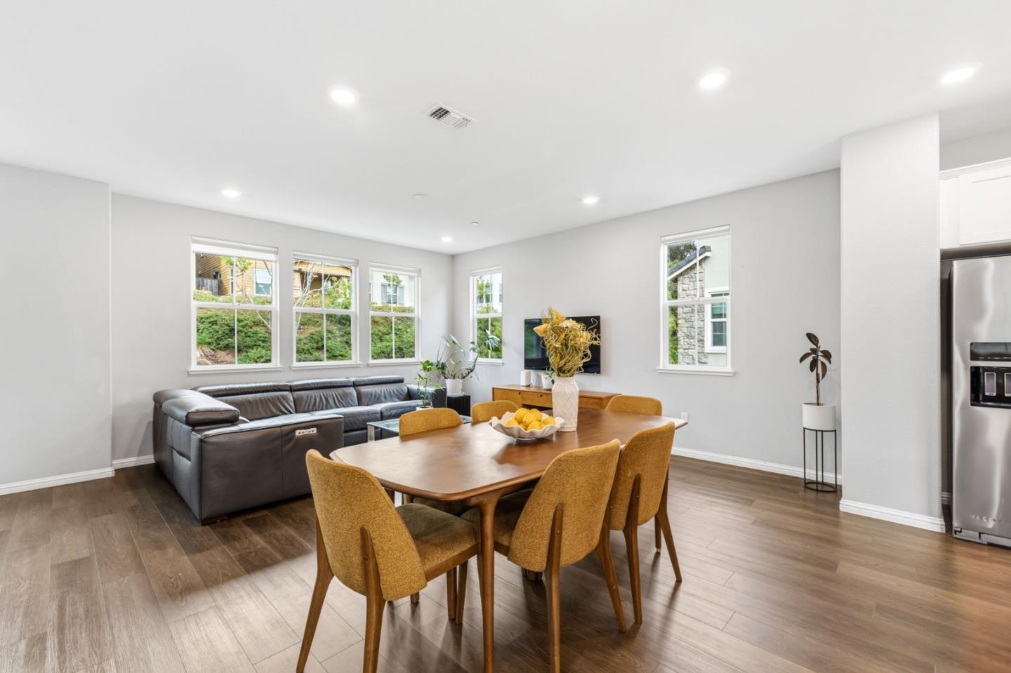 24185 Amaranth Loop Hayward, CA 94541 - Photo 10 of 52