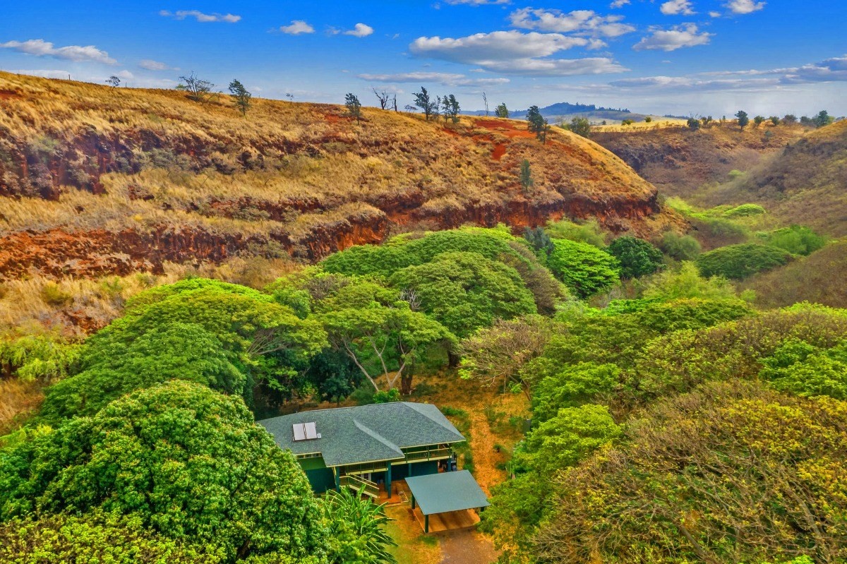 5011 Awawa Road Kalaheo, HI 96741 - Photo 1 of 30 a view of a field with an ocean