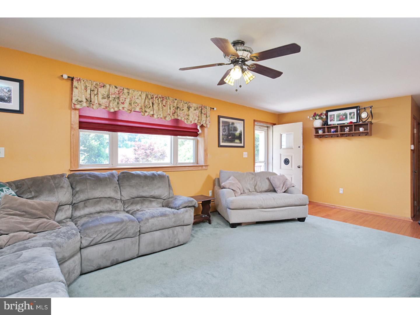 435 Ewan Road Mullica Hill, NJ 08062 - Photo 3 of 13 Family Room
