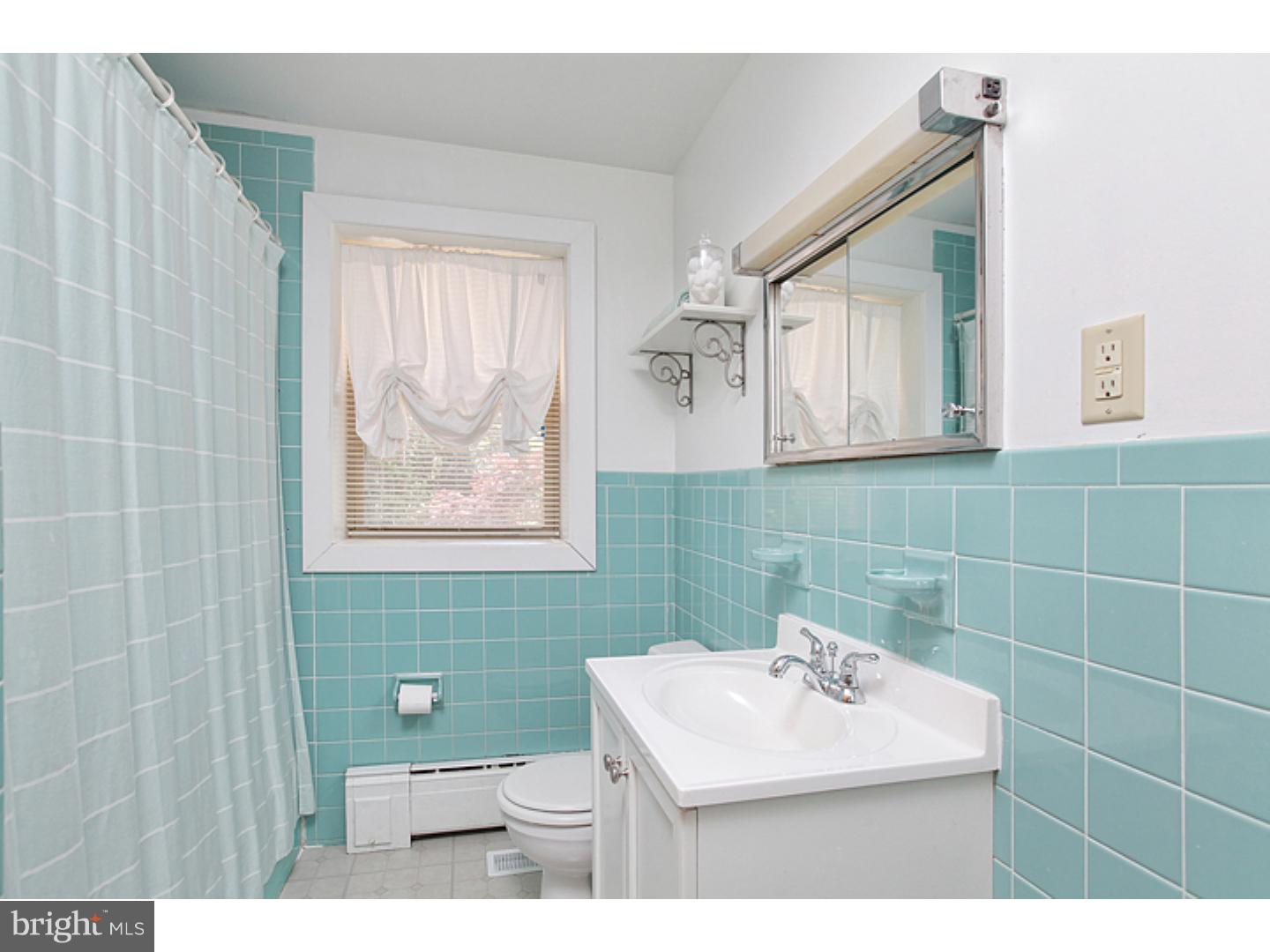 435 Ewan Road Mullica Hill, NJ 08062 - Photo 8 of 13 Bathroom