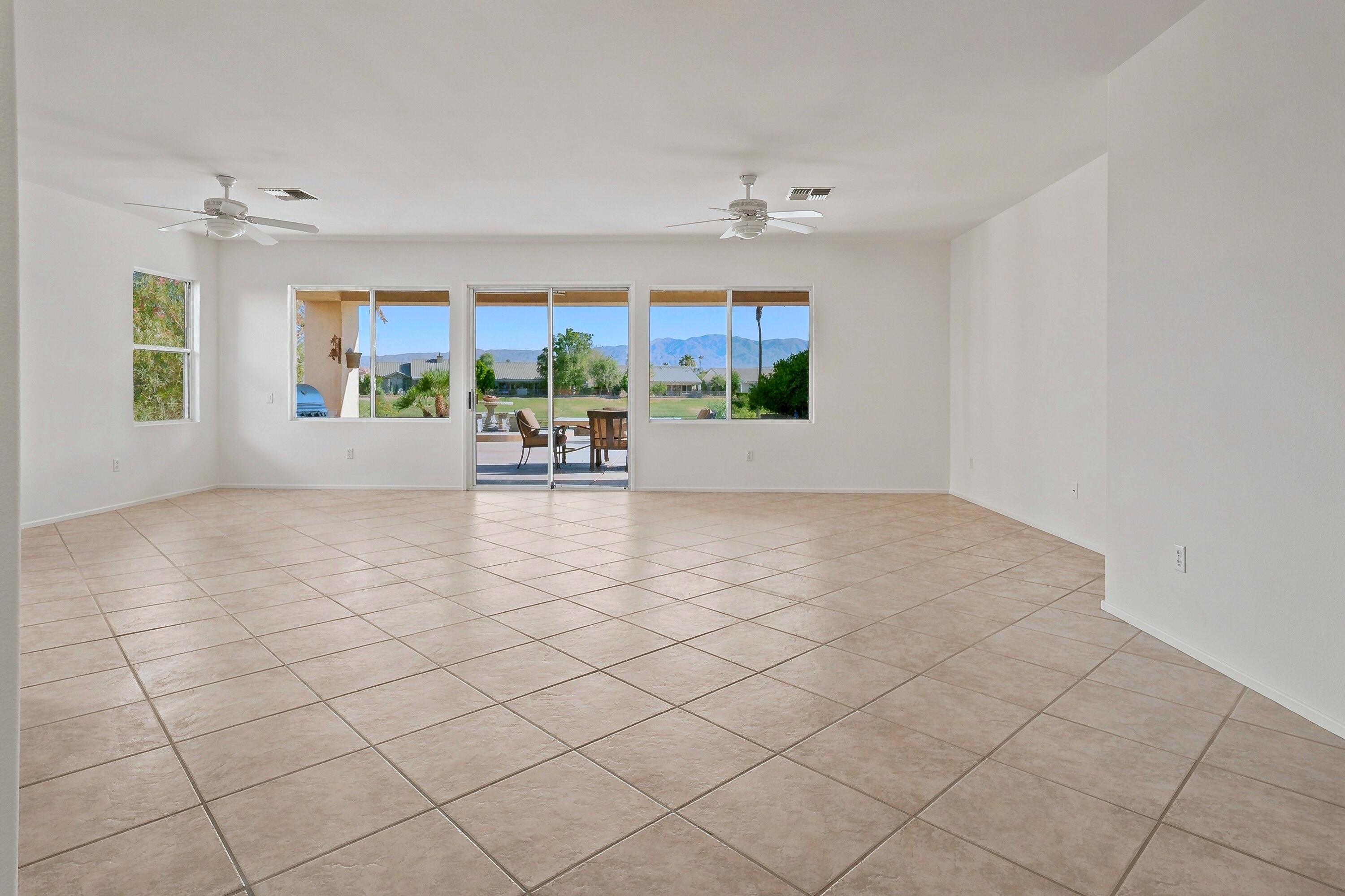 39455 Manorgate Road Palm Desert, CA 92211 - Photo 9 of 36 Photo-15