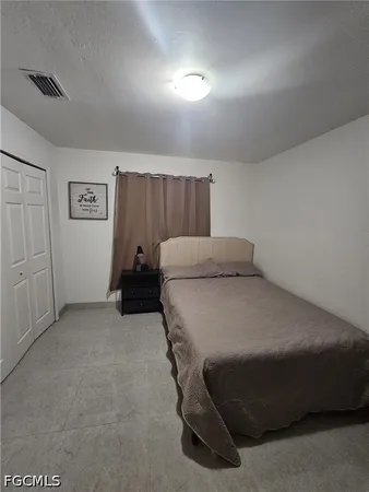 $2,400 | 918 Northeast 13th Street, Cape Coral, FL 33909