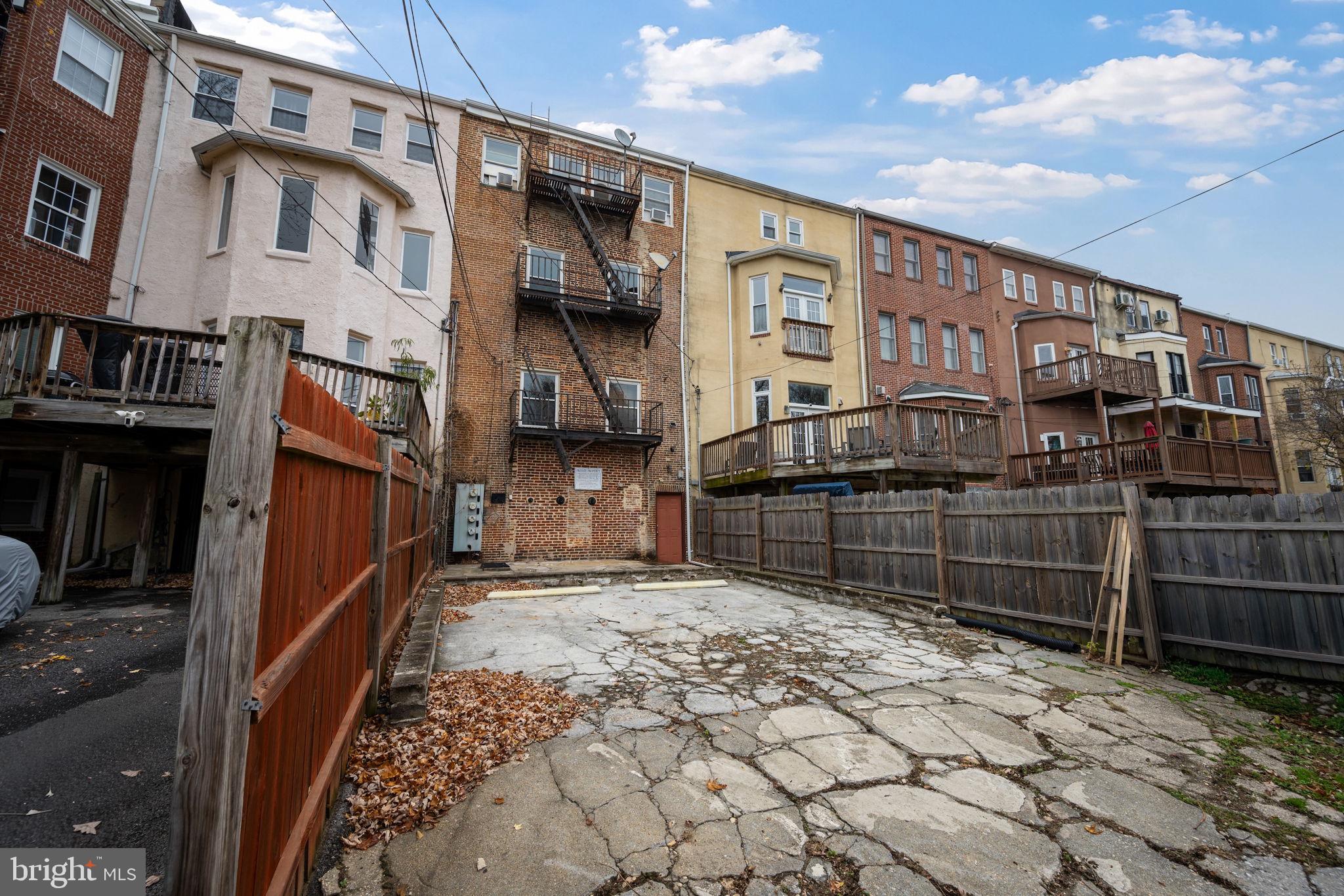 2422 Madison Avenue, Unit 1 Baltimore, MD 21217 - Photo 32 of 34 a view of multiple house