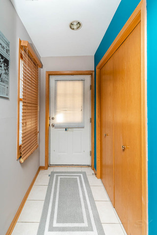 5343 Long Avenue, Unit 4 Chicago, IL 60638 - Photo 5 of 49