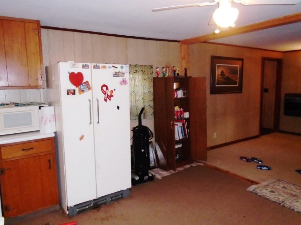 3467 South Merrillville Road Baldwin, MI 49304 - Photo 3 of 14 3467 Refrig
