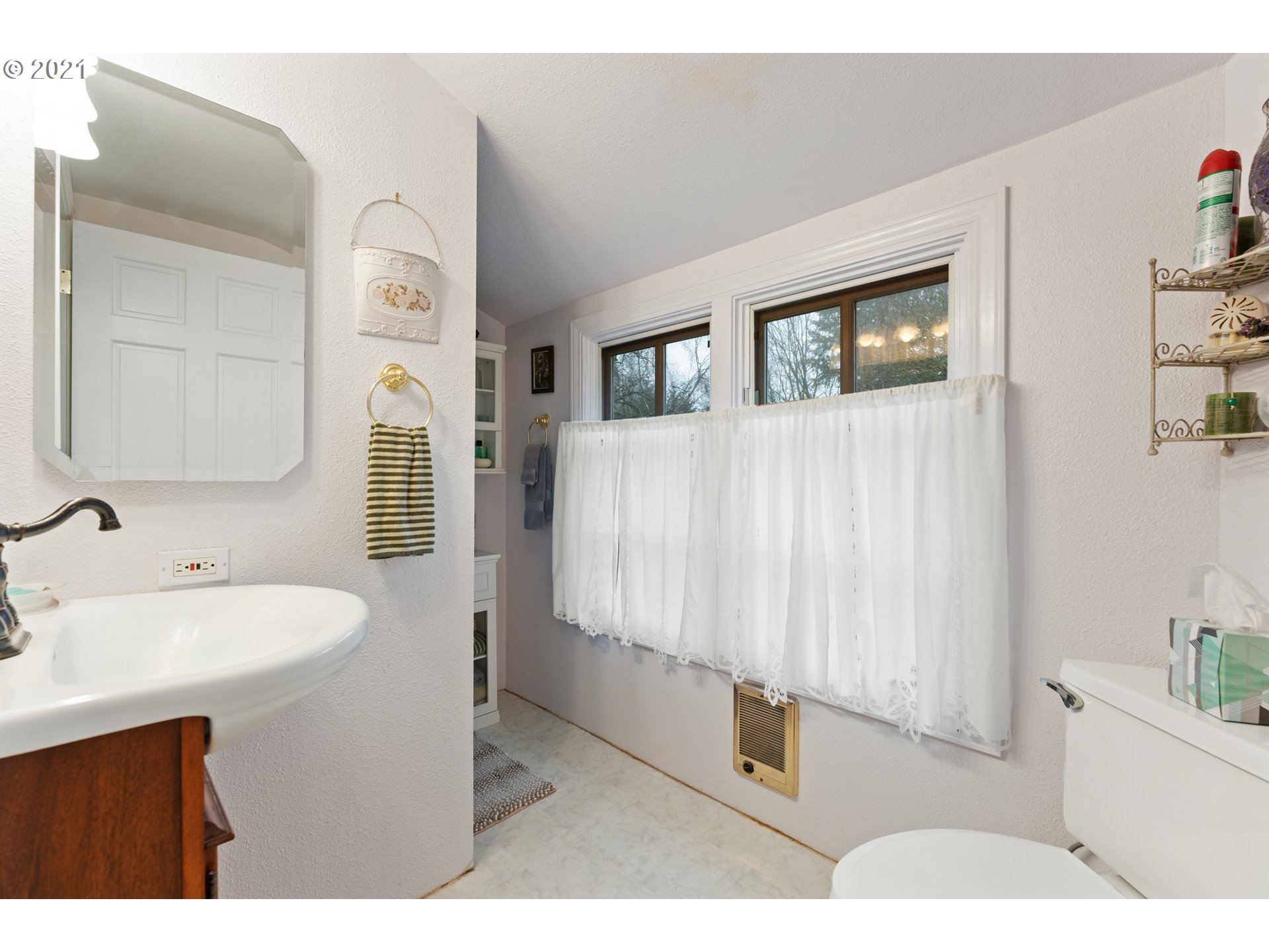 1915 Northeast 289th Street Ridgefield, WA 98642 - Photo 20 of 32
