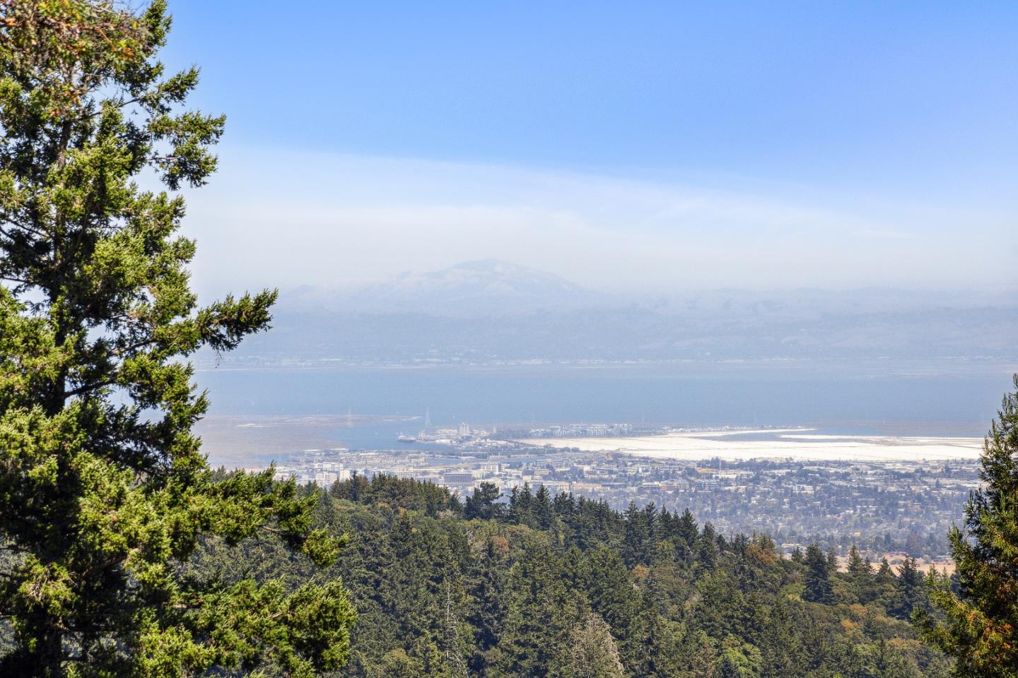 33 Bear Glen Drive Woodside, CA 94062 - Photo 7 of 33 a view of an ocean