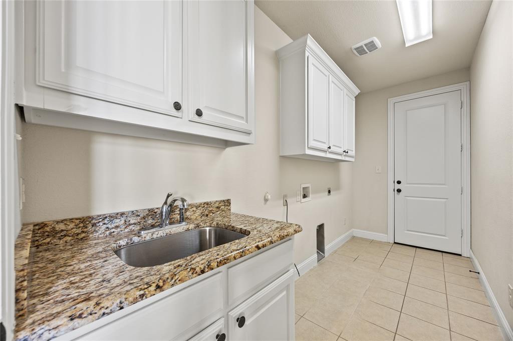 800 Yasmin Court Forney, TX 75126 - Photo 14 of 27