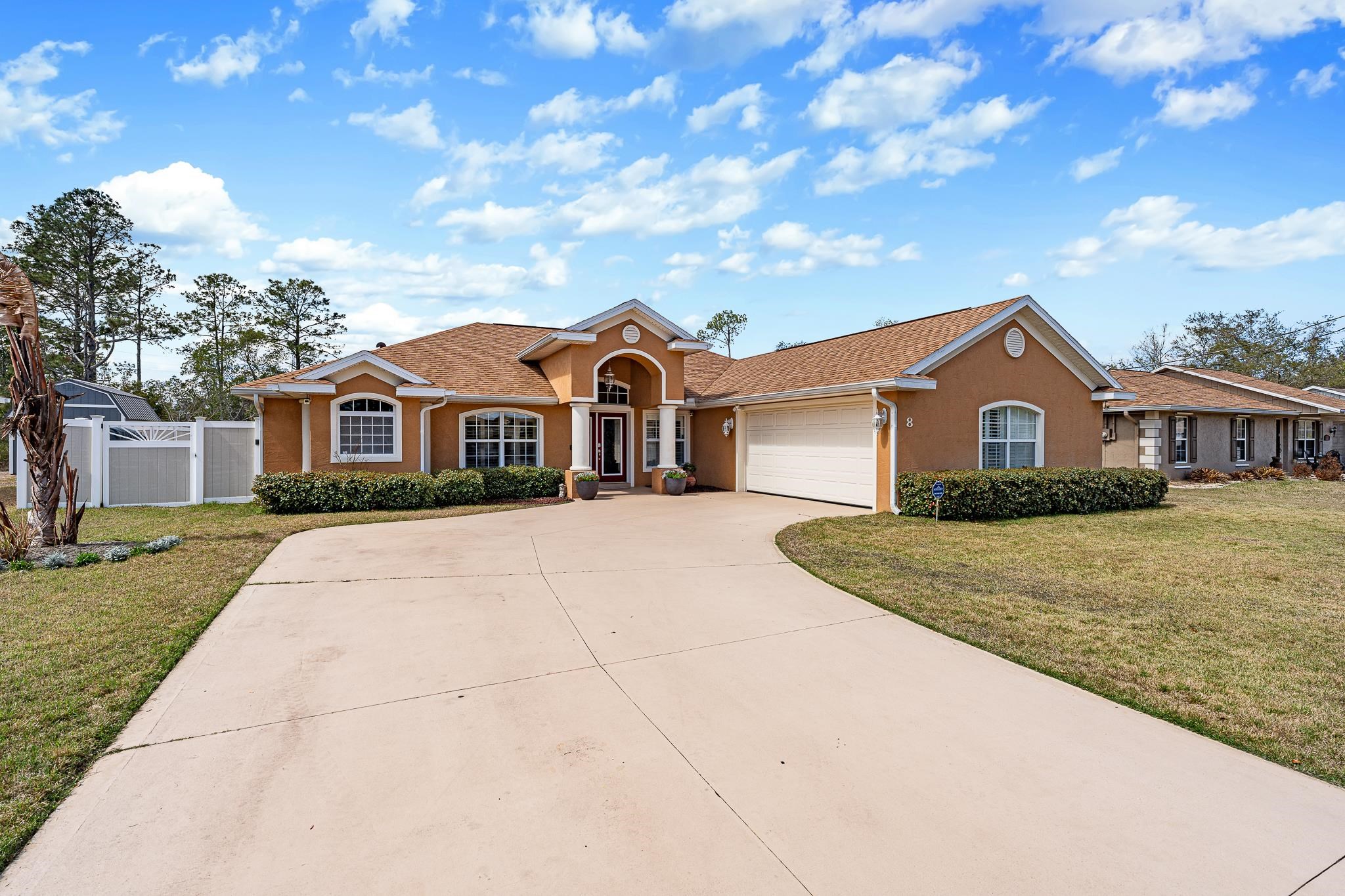 8 Rocking Horse Drive Palm Coast, FL 32164 - Photo 2 of 56