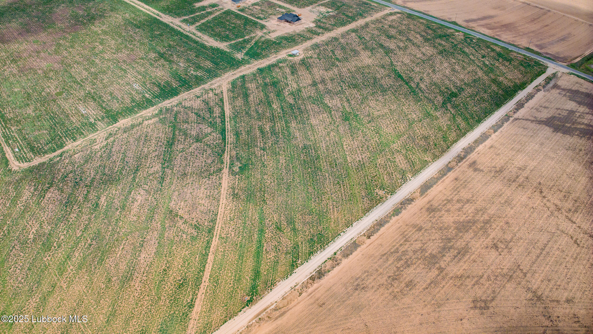 27 Woodrow Slaton, TX 79364 - Photo 9 of 12 DJI_20250611151115_0046_D_47_D_48_D_49_D