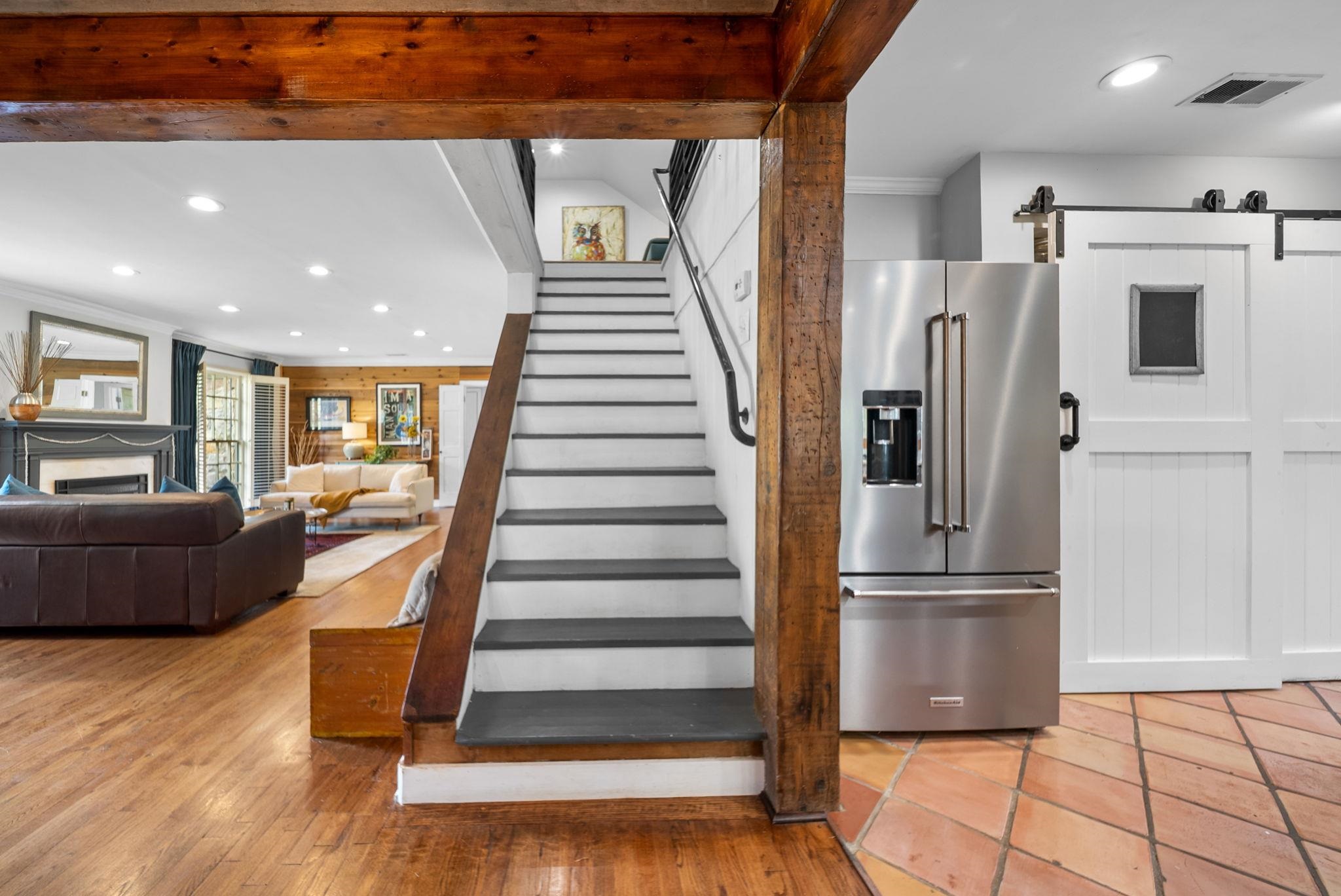267 North Rose Road Memphis, TN 38117 - Photo 11 of 40 a view of entryway with wooden floor and stairs