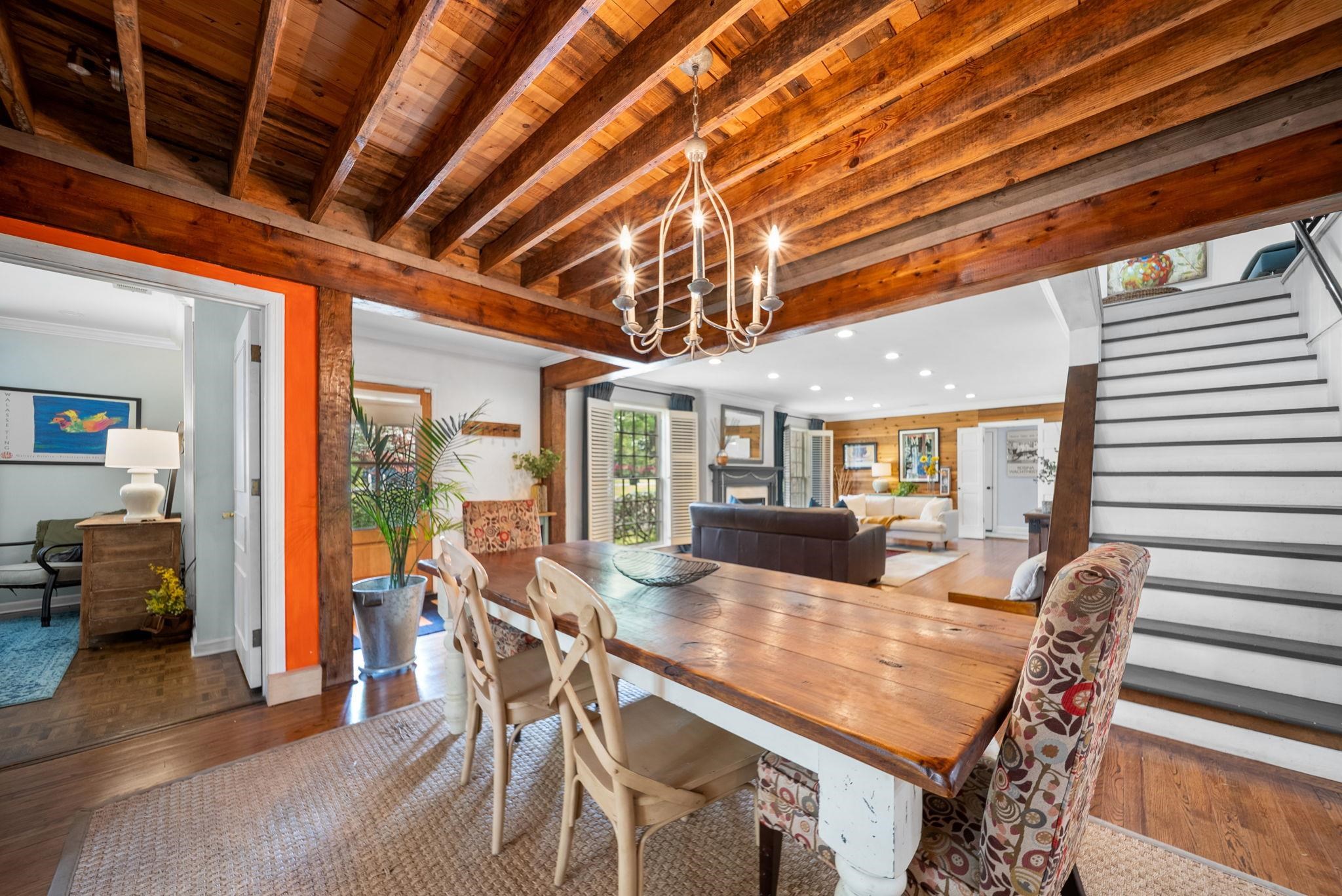 267 North Rose Road Memphis, TN 38117 - Photo 9 of 40 a dining room with furniture window and wooden floor