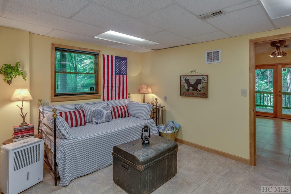 229 Dills Road Highlands, NC 28741 - Photo 28 of 32 Gallery Image 28