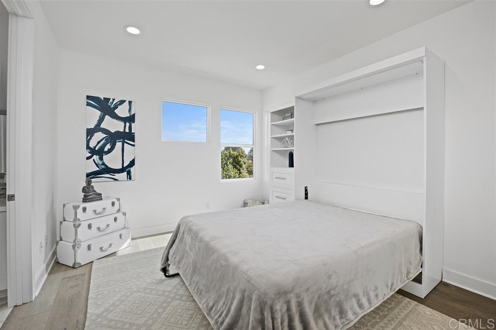 715 Adelaide Circle Encinitas, CA 92024 - Photo 16 of 25
