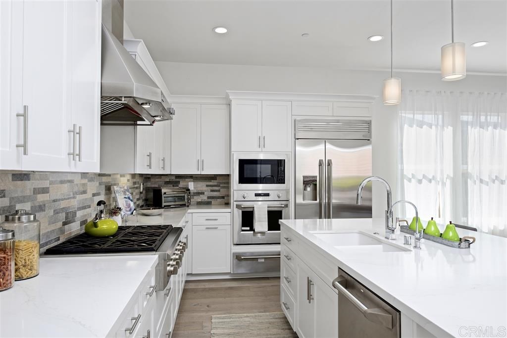 715 Adelaide Circle Encinitas, CA 92024 - Photo 8 of 25