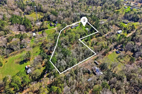 $339,000 | 12782 Flowers Drive, Saratoga, TX 77585