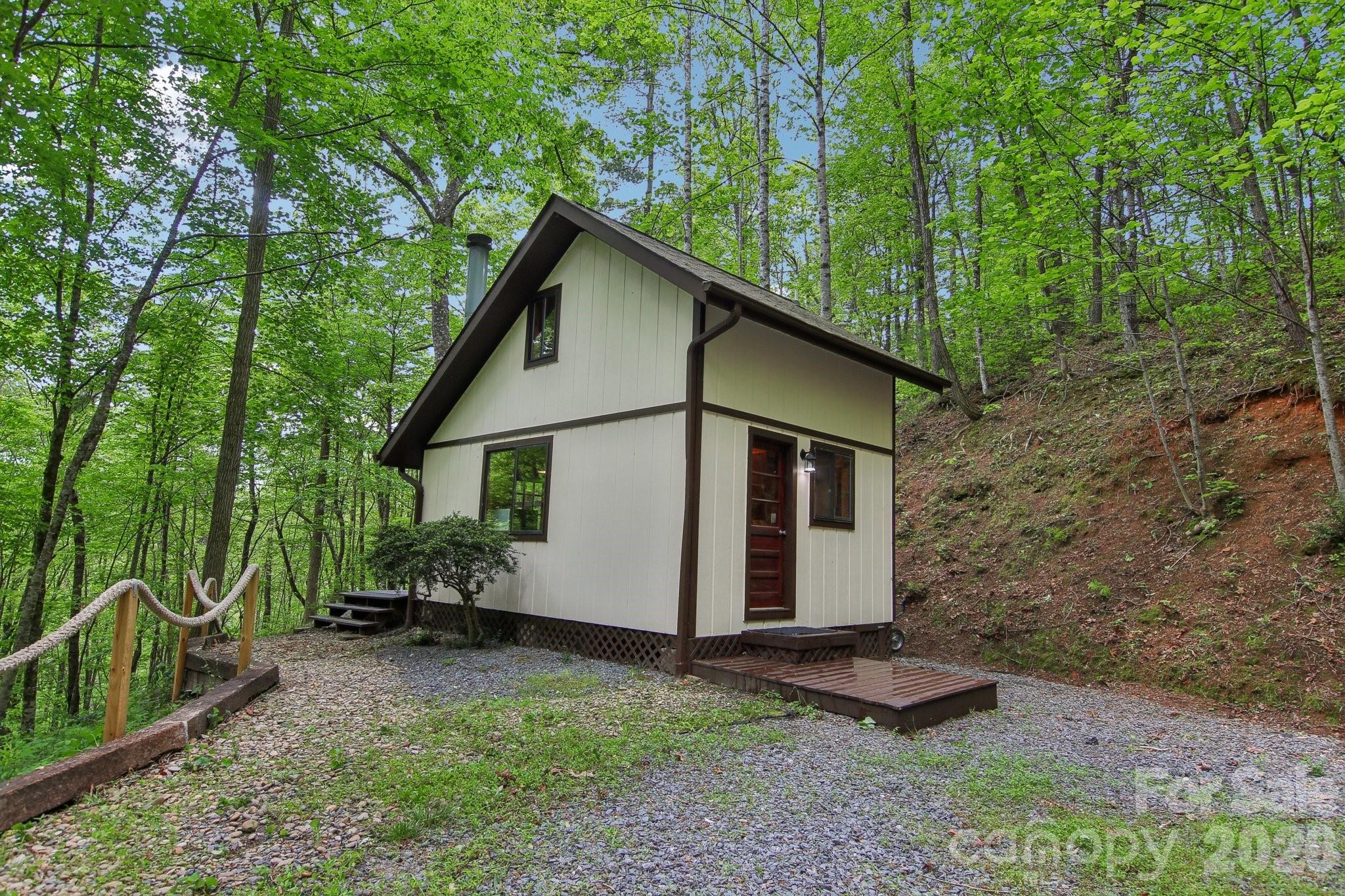 291 Dills Road Bryson City, NC 28713 - Photo 23 of 35
