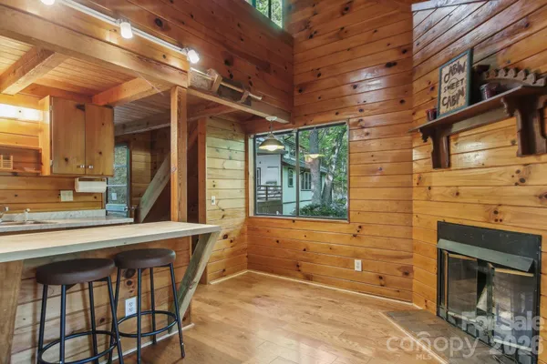 $495,000 | 291 Dills Road, Bryson City, NC 28713