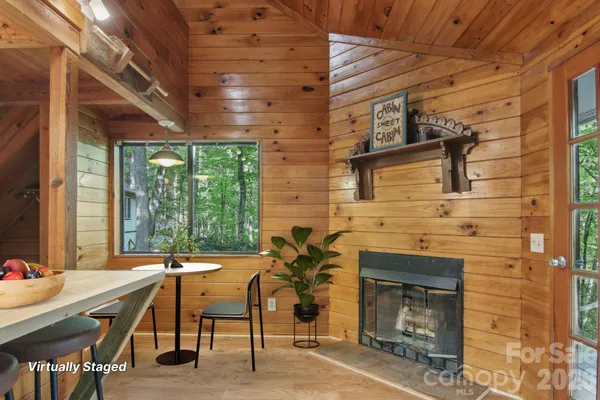 $495,000 | 291 Dills Road, Bryson City, NC 28713