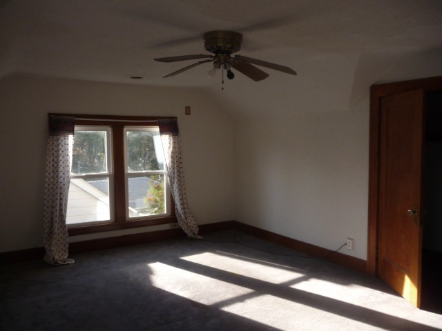 3154 Rockingham Road Davenport, IA 52802 - Photo 18 of 18 Gallery Image 18