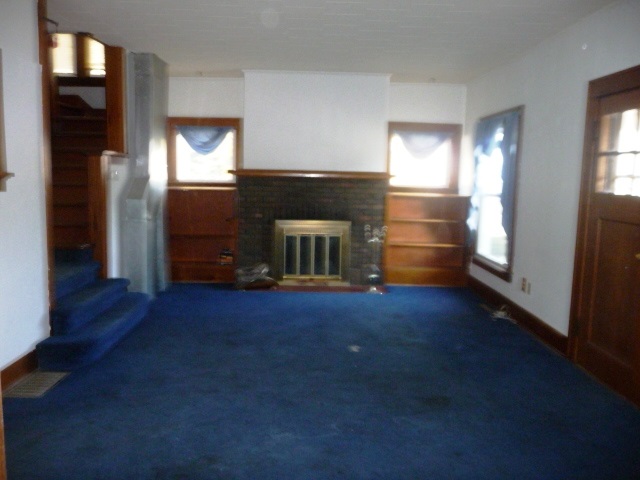 3154 Rockingham Road Davenport, IA 52802 - Photo 6 of 18 Gallery Image 6