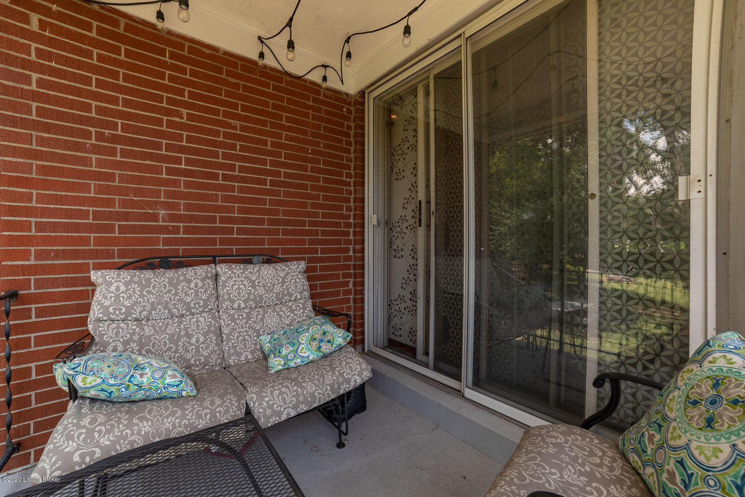 7604 Smyrna Road Louisville, KY 40228 - Photo 13 of 63 Smyrna013