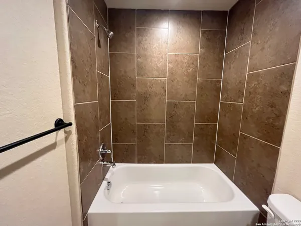 $1,295 | 6410 Marcel Way, Unit 103, San Antonio, TX 78233