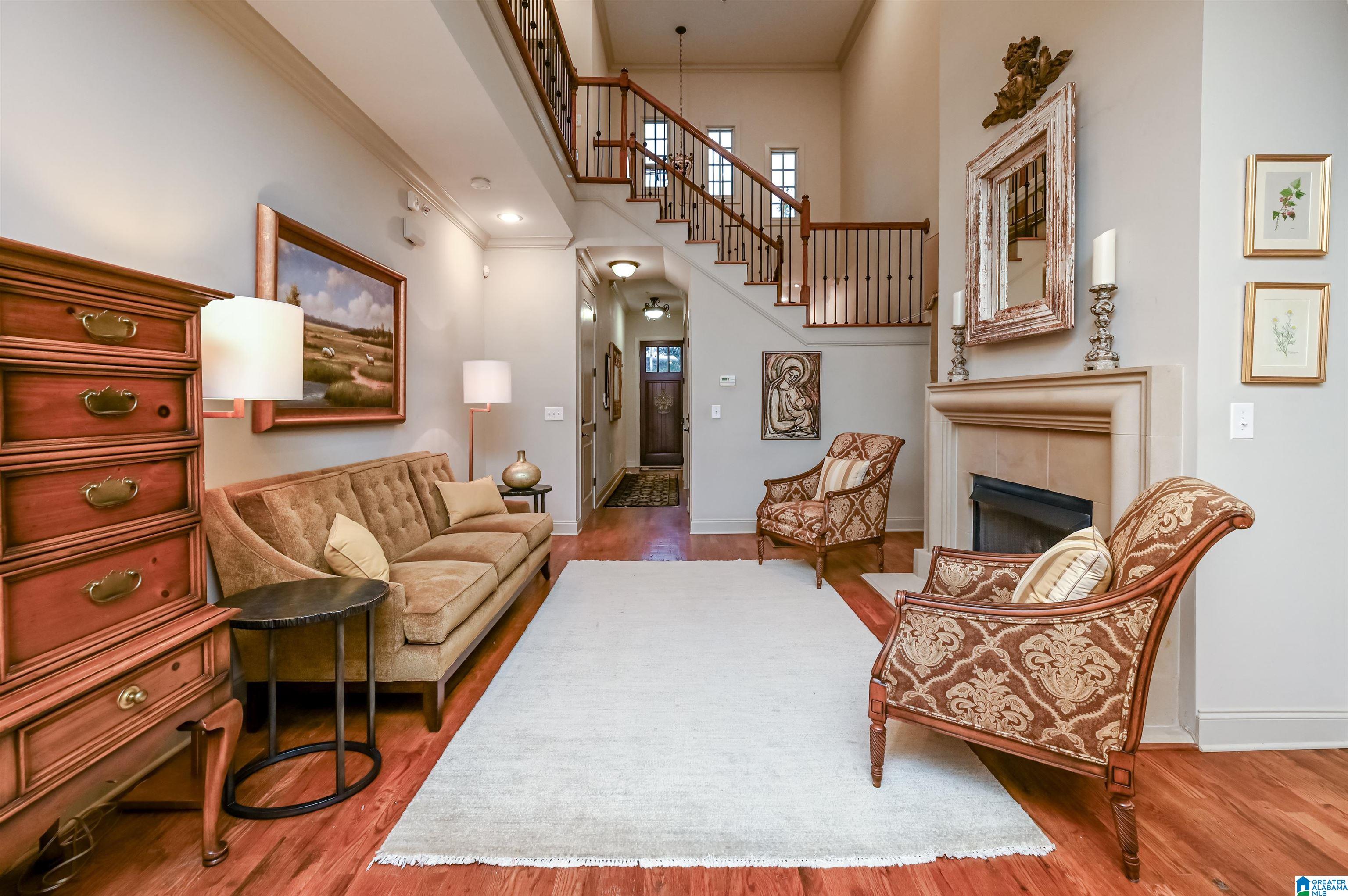 2042 Lancaster Road, Unit 119 Birmingham, AL 35209 - Photo 5 of 33