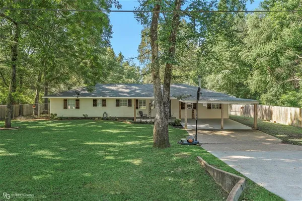 $224,500 | 551 Horseshoe Loop, Doyline, LA 71023