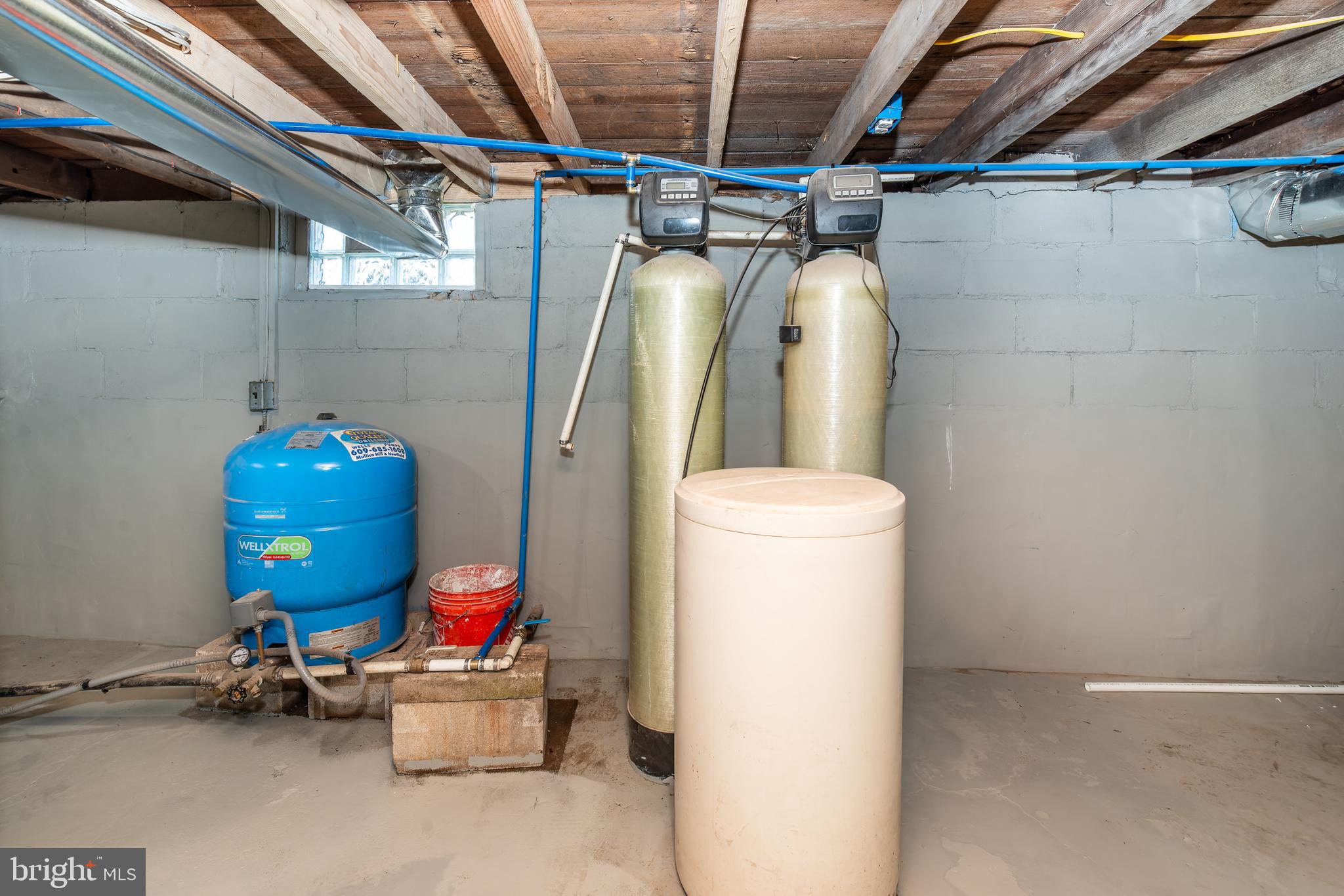 441 Harding Highway Pittsgrove, NJ 08318 - Photo 42 of 61 a utility room with dryer and washer
