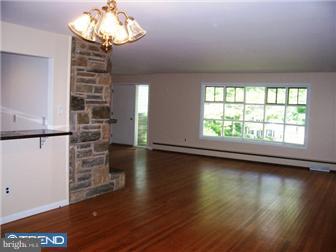 440 Cassatt Road Berwyn, PA 19312 - Photo 5 of 9 Living Room