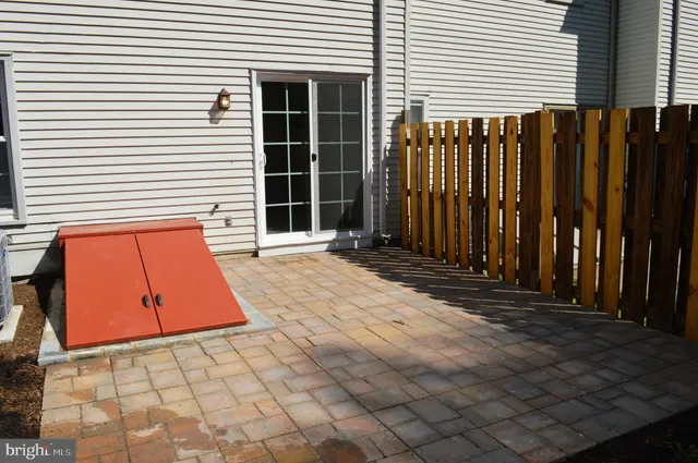 $2,150 | 422 Briar Creek Drive, Hockessin, DE 19707