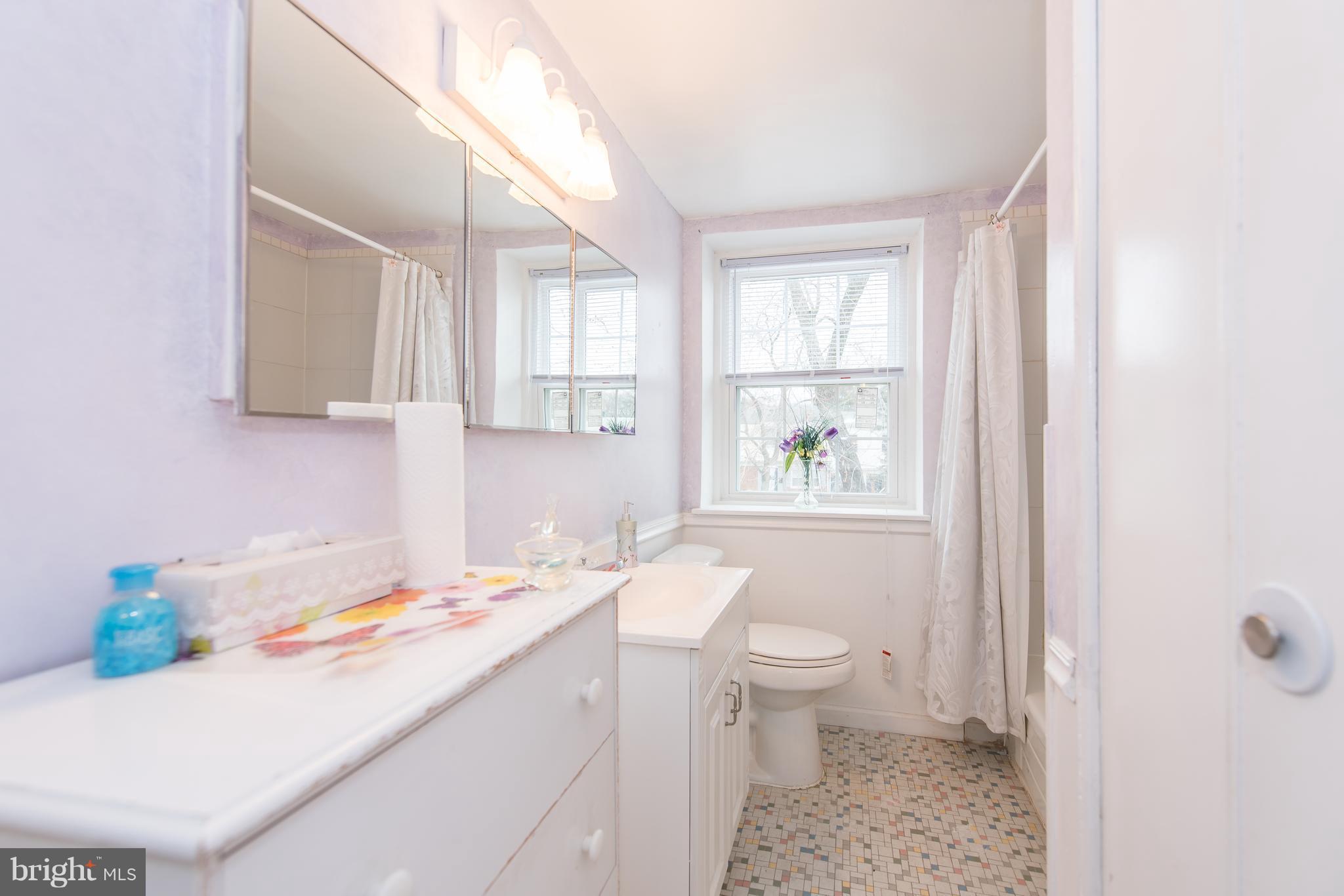 5202 Saybrook Road Baltimore, MD 21206 - Photo 23 of 27 Bath