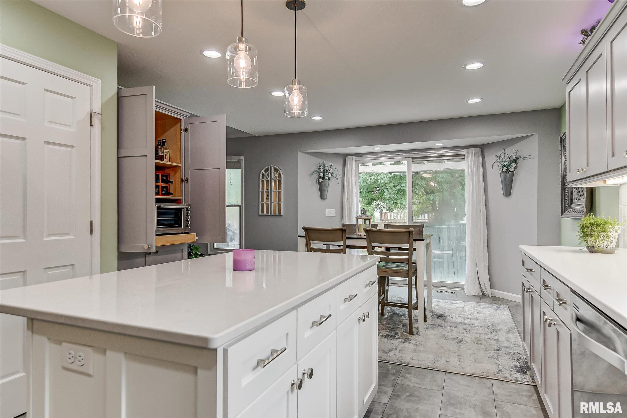5308 Turnstone Road Springfield, IL 62711 - Photo 12 of 37 Gallery Image 12