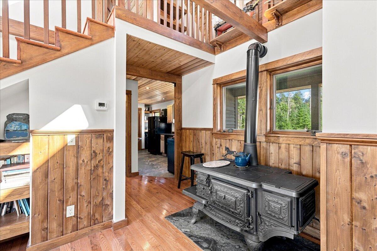 293 Dow Road Deer Isle, ME 04627 - Photo 11 of 64 10-283 Dow Rd (5 of 46)