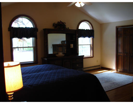 16 Muddy Pond Road Sterling, MA 01564 - Photo 8 of 11 Gallery Image 8