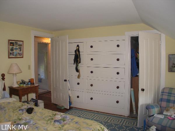 667 State Road West Tisbury, MA 02568 - Photo 10 of 14 http://d1qzqeyxiitrap.cloudfront.net/photos/19887/600/4aa39309.jpg