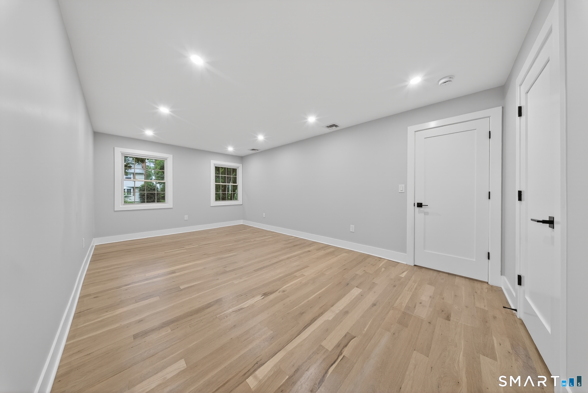 66 Adams Road Fairfield, CT 06824 - Photo 24 of 36
