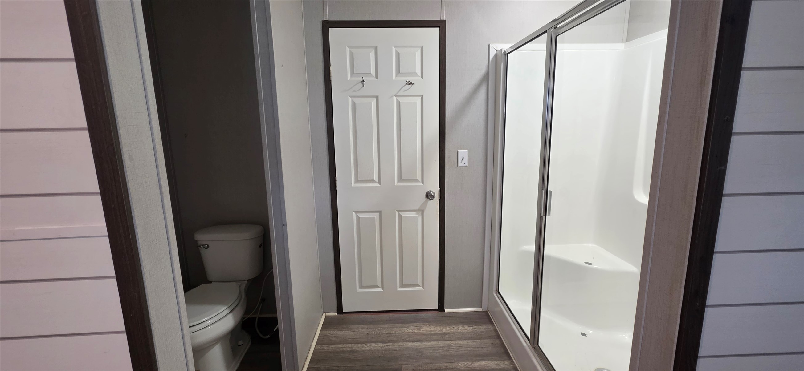 2571 Lee Turner Road Cleveland, TX 77328 - Photo 18 of 18 Primary Bathroom