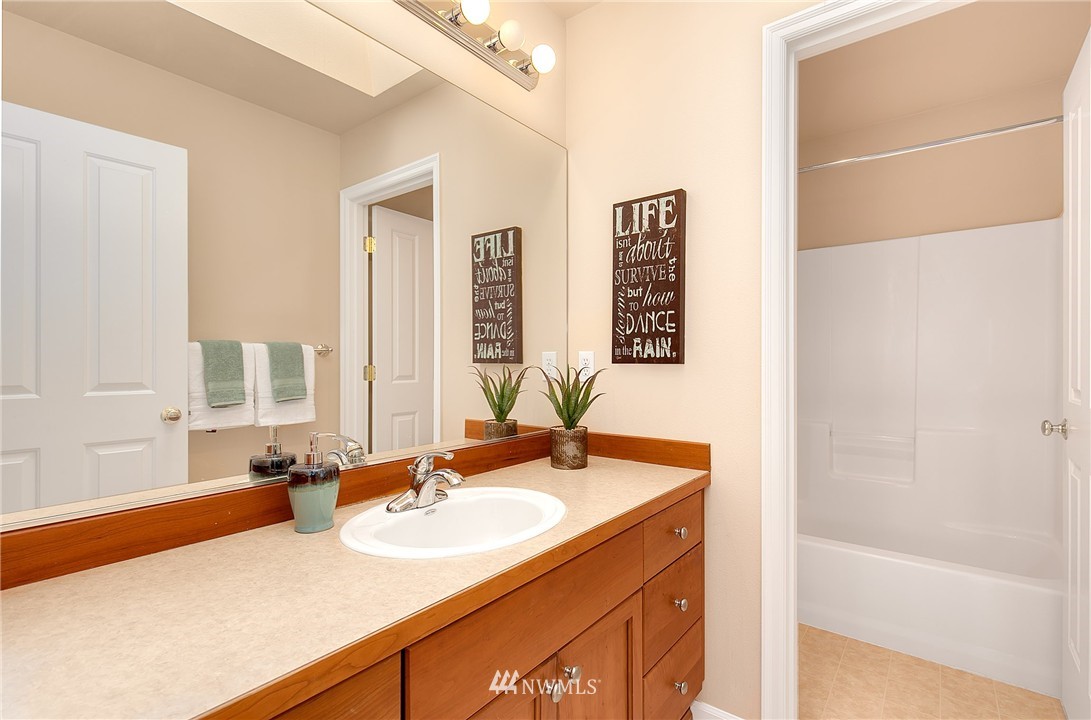 3114 178th Street Southeast Bothell, WA 98012 - Photo 17 of 23 Gallery Image 17