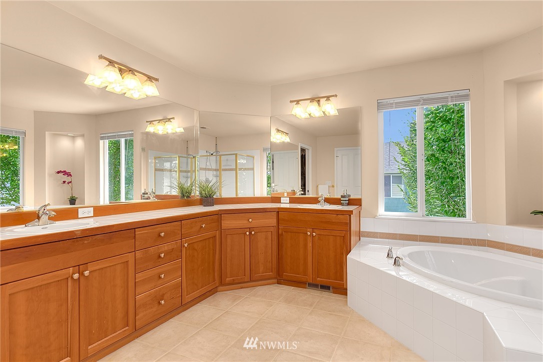 3114 178th Street Southeast Bothell, WA 98012 - Photo 10 of 23 Gallery Image 10